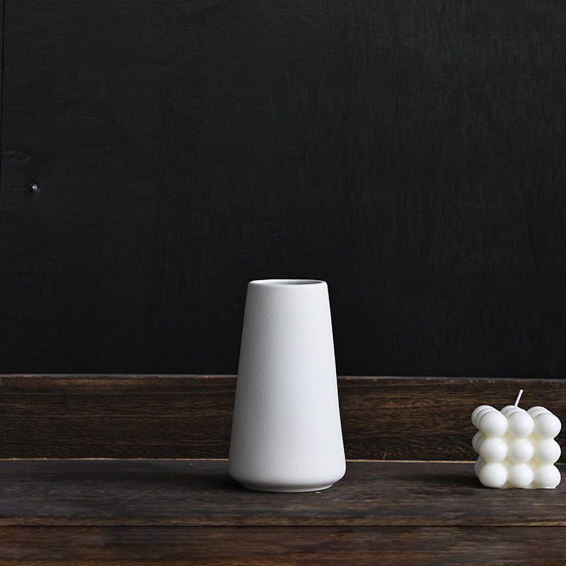 Nordic White Ceramic Vase