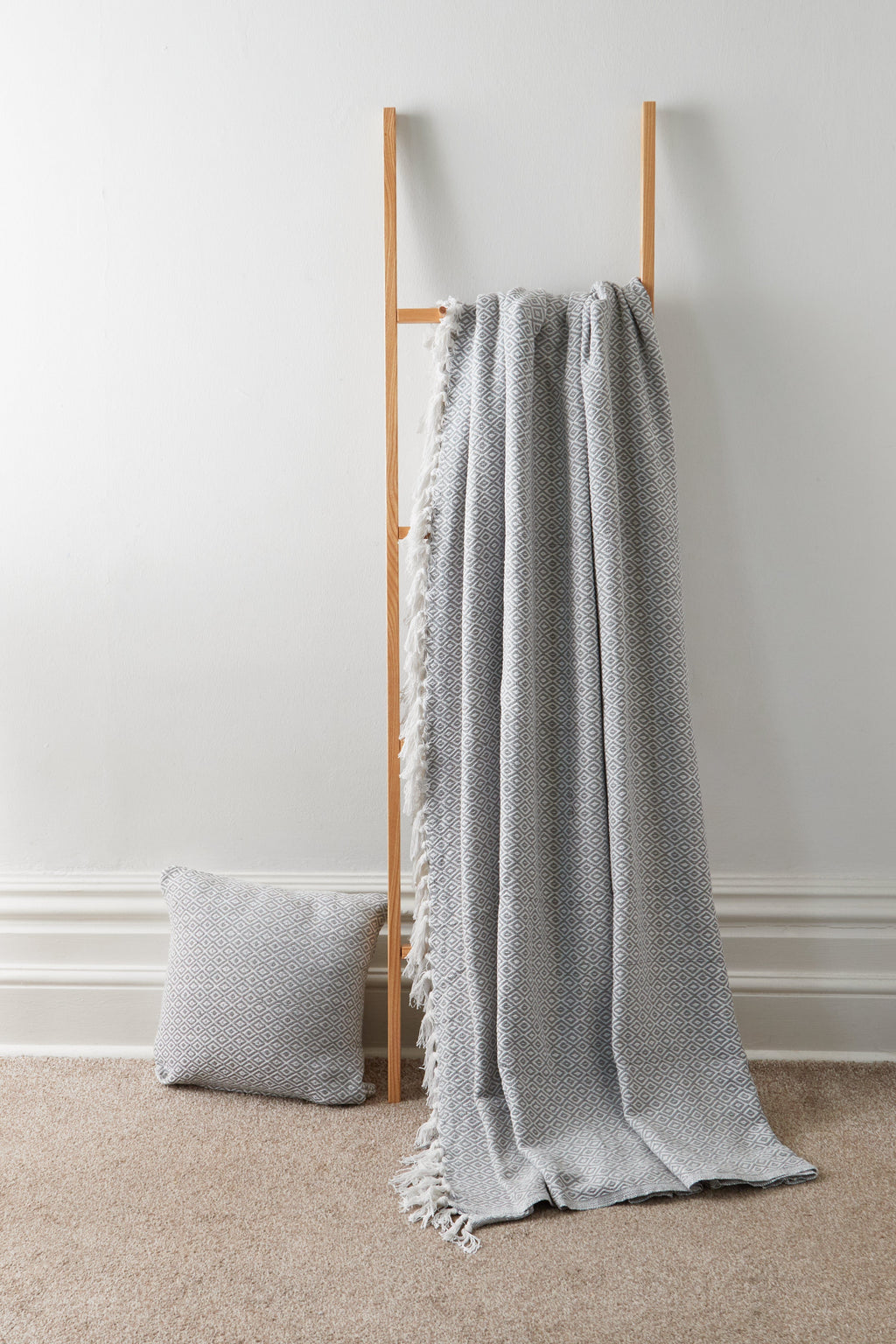 Handwoven Regal Pure Cotton Throw